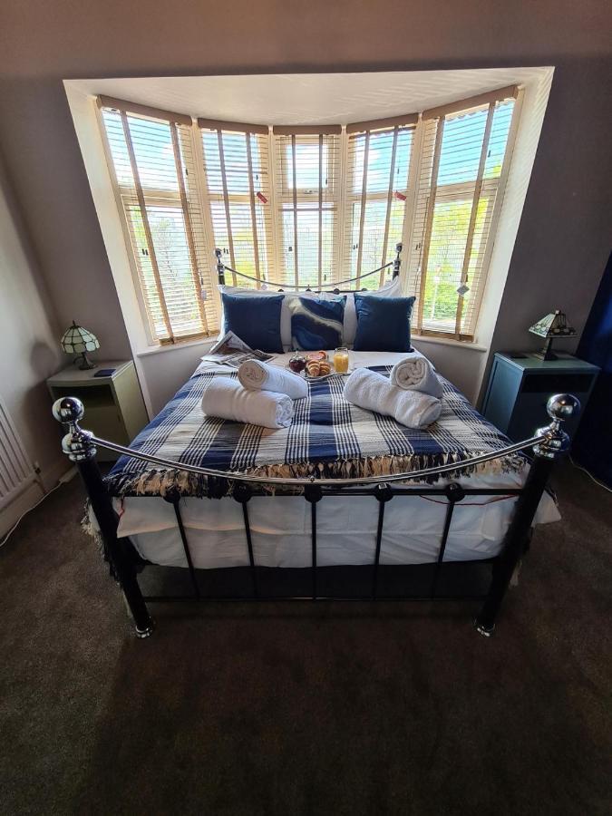 Rumer Hill House A Unique Boutique Styled Place To Stay In Cannock Close To A5 The Mcarthur Glen Outlet Great Wyrley ภายนอก รูปภาพ