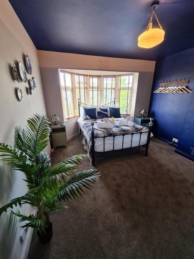 Rumer Hill House A Unique Boutique Styled Place To Stay In Cannock Close To A5 The Mcarthur Glen Outlet Great Wyrley ภายนอก รูปภาพ