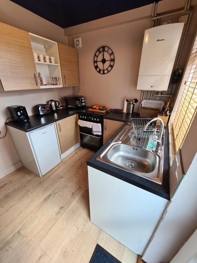 Rumer Hill House A Unique Boutique Styled Place To Stay In Cannock Close To A5 The Mcarthur Glen Outlet Great Wyrley ภายนอก รูปภาพ
